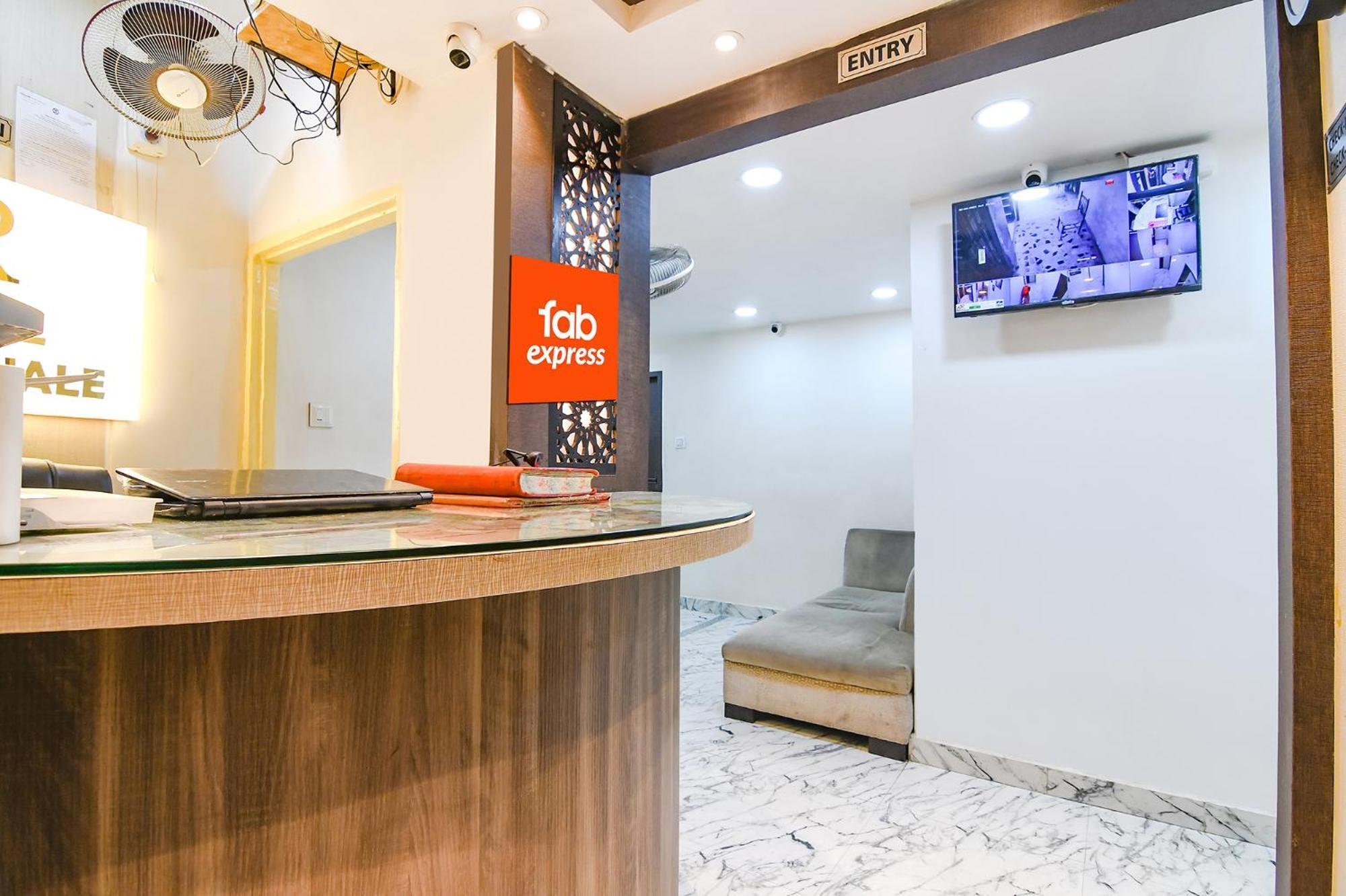 Fabexpress Sr Royale - Nr Sealdah Station Hotel Kalkutta Kültér fotó